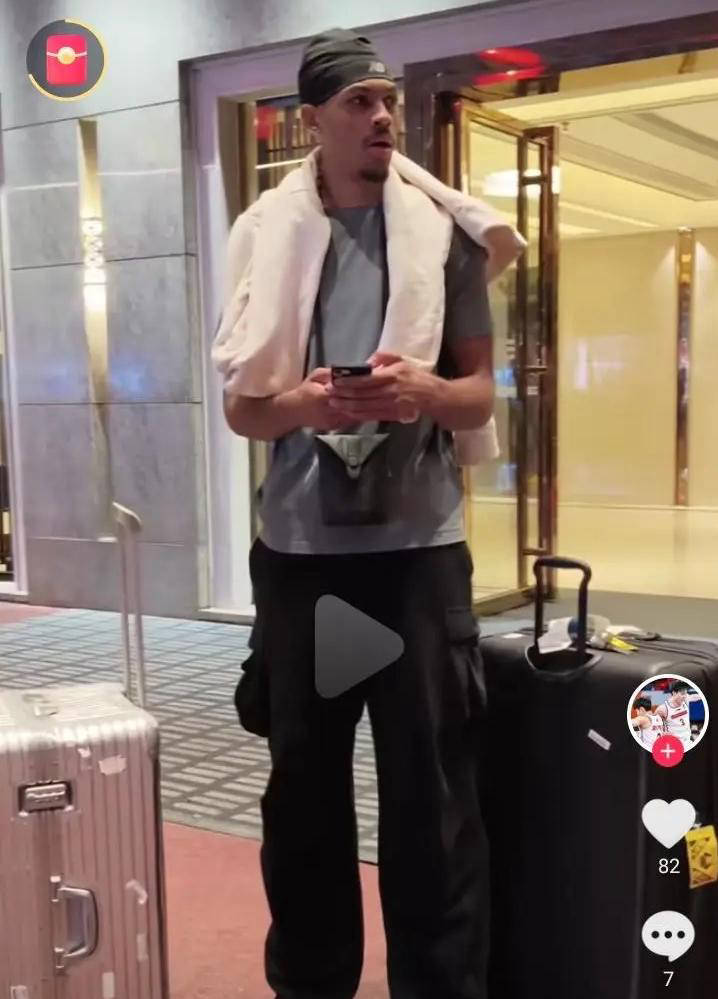 兹利回美新外援消息杜润旺送队鞋球盟会网页登录宏远队动态：贝(图2)