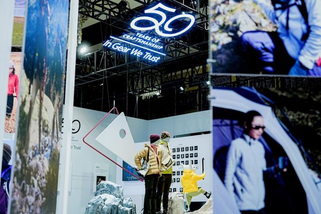 里森改写珠峰滑降历史 犀牛说18岁少年鳌太线天吉姆·莫(图41)