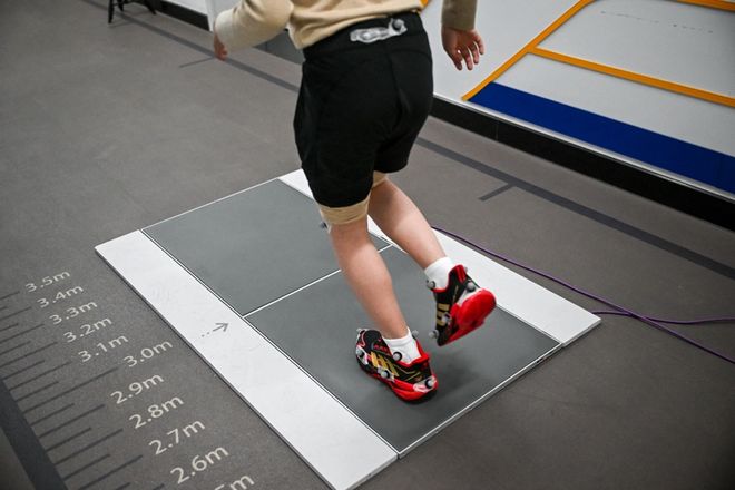 国科研“组队”阿迪达斯与中(图5)